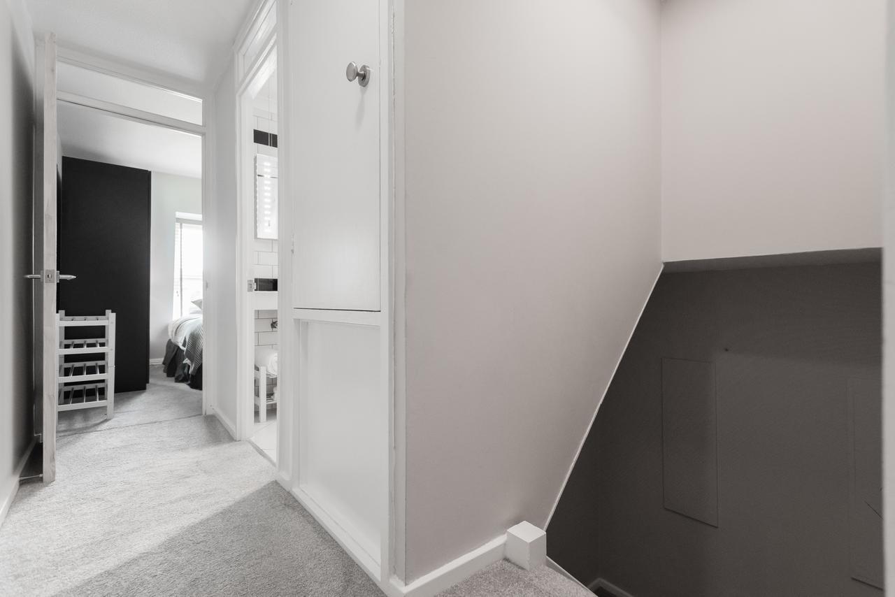 Second Nest Nine Elms Apartment London Exterior photo