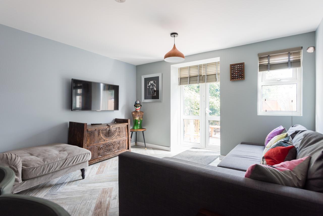Second Nest Nine Elms Apartment London Exterior photo